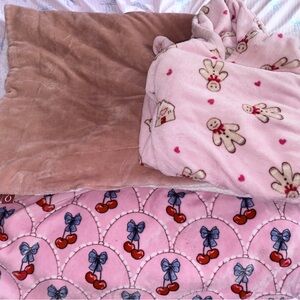 Blanket bundle (with blanket hoodie)